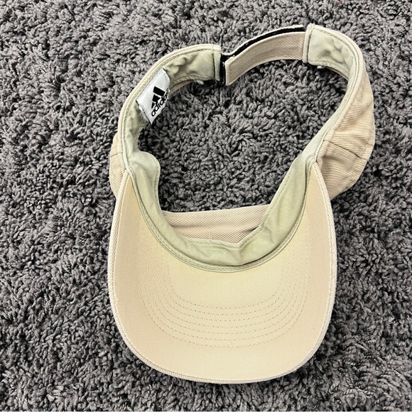 Vintage Golf Adidas Visor Hat Adjustable Strapback Khaki Tan Embroidered Y2K - Picture 3 of 6